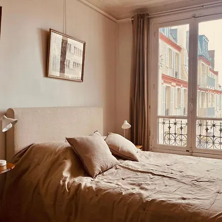 Balcony Near Montparnasse