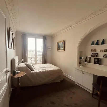 Balcony Near Montparnasse Daire Paris