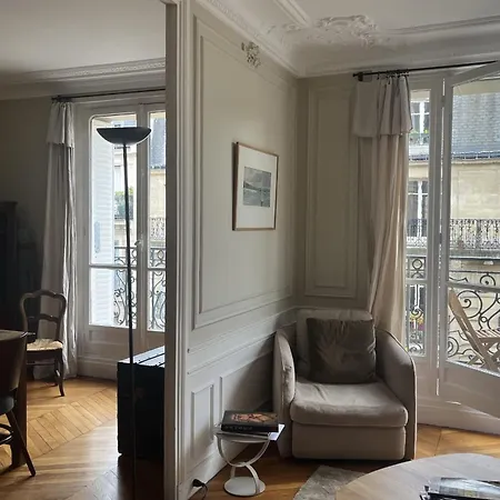 Apartment Balcony Near Montparnasse